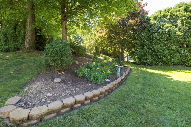 4609 PINEVIEW Court, Erie, PA 16506