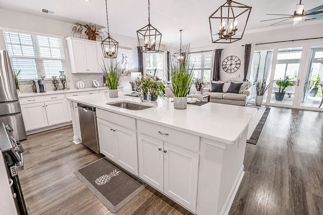 1021 Beechfield Ct., Conway, SC 29526