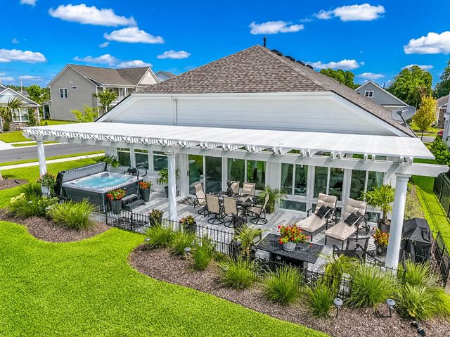 1021 Beechfield Ct., Conway, SC 29526