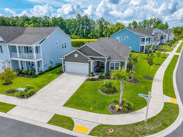1021 Beechfield Ct., Conway, SC 29526