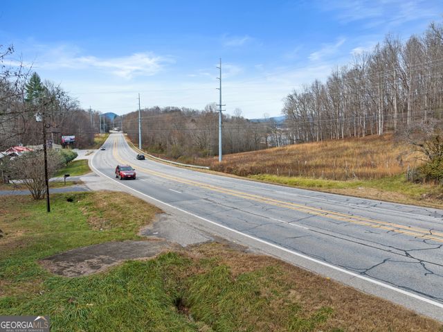 2038 US HWY 76, Hiawassee, GA 30546
