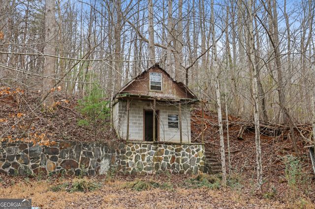 2038 US HWY 76, Hiawassee, GA 30546