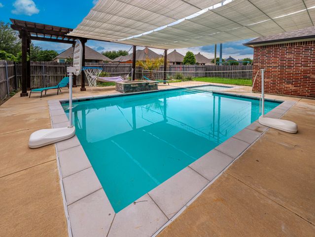 209 Boardwalk Avenue, Waxahachie, TX 75165