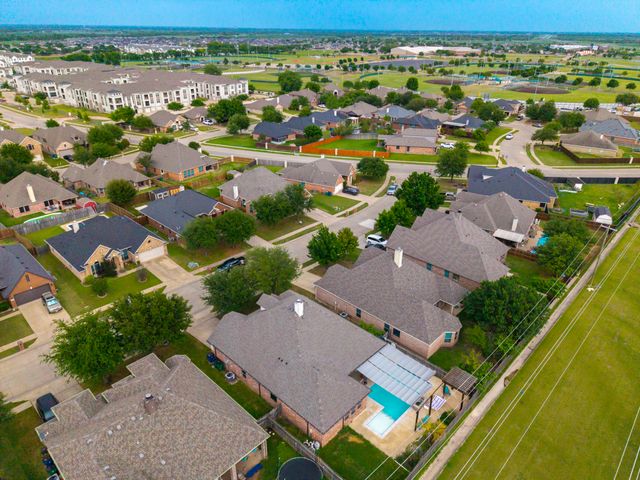 209 Boardwalk Avenue, Waxahachie, TX 75165