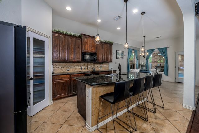 209 Boardwalk Avenue, Waxahachie, TX 75165