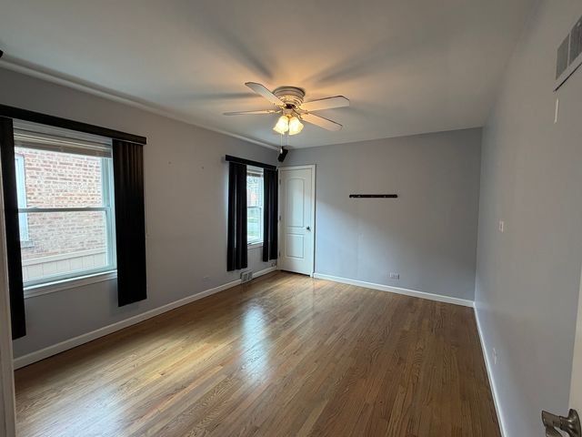 8201 S Homan Avenue, Chicago, IL 60652