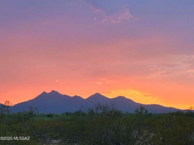 12055 N Musket Road, Marana, AZ 85653