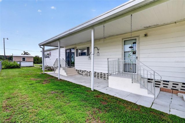 3586 LAZY LAKE DRIVE N, Lakeland, FL 33801