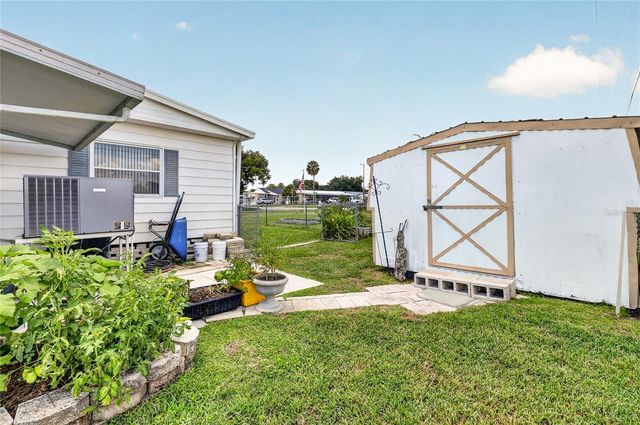 3586 LAZY LAKE DRIVE N, Lakeland, FL 33801