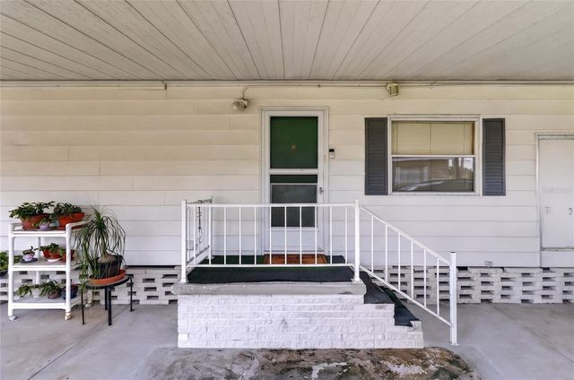 3586 LAZY LAKE DRIVE N, Lakeland, FL 33801