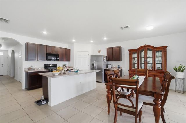 3422 CANCUN COURT, Cape Coral, FL 33909