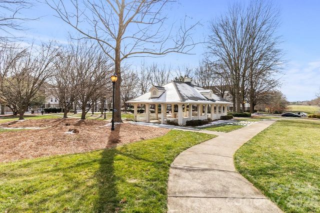 18001 Delmas Drive 3C, Cornelius, NC 28031