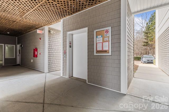 18001 Delmas Drive 3C, Cornelius, NC 28031