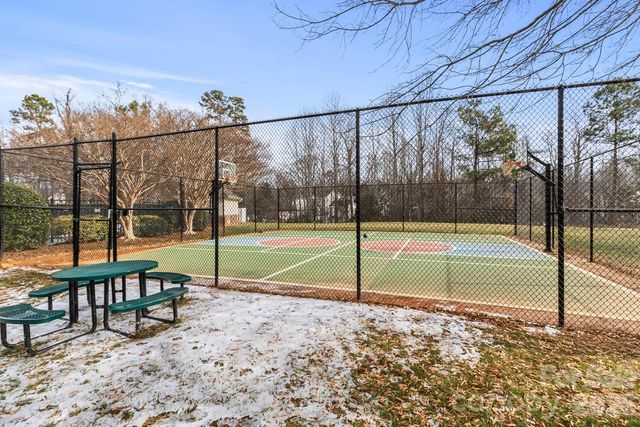 18001 Delmas Drive 3C, Cornelius, NC 28031