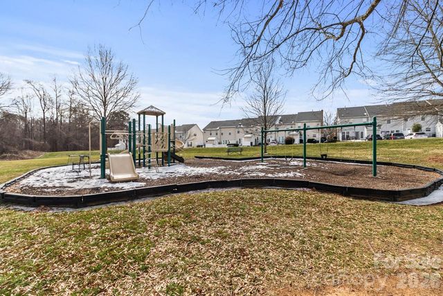 18001 Delmas Drive 3C, Cornelius, NC 28031