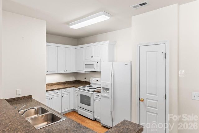 18001 Delmas Drive 3C, Cornelius, NC 28031