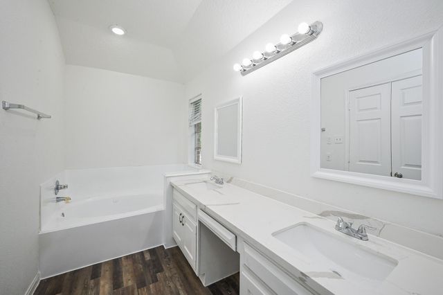 14420 Walters 22, Houston, TX 77014