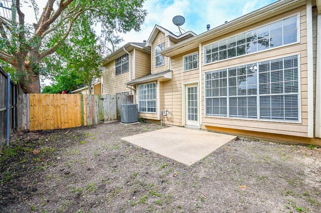 14420 Walters 22, Houston, TX 77014