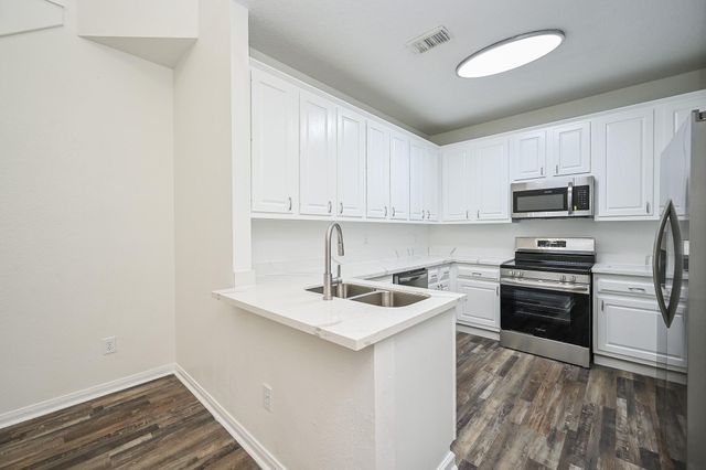 14420 Walters 22, Houston, TX 77014