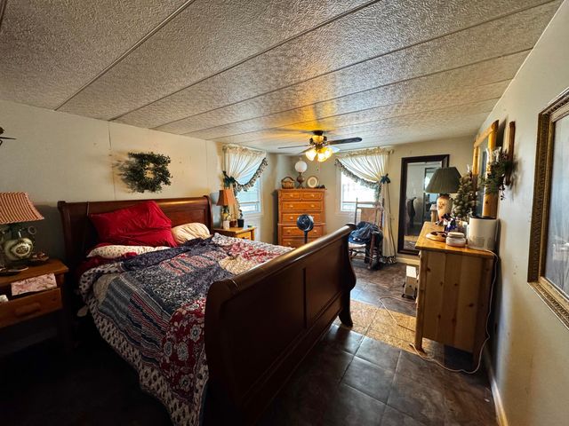 6895 Kentucky 643, Crab Orchard, KY 40419