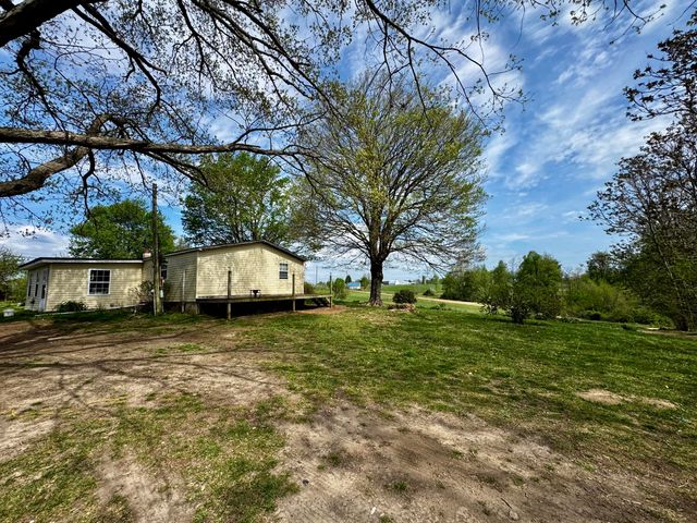 6895 Kentucky 643, Crab Orchard, KY 40419