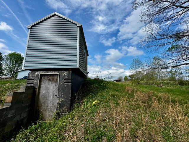 6895 Kentucky 643, Crab Orchard, KY 40419