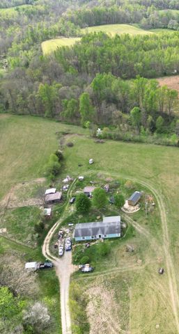 6895 Kentucky 643, Crab Orchard, KY 40419
