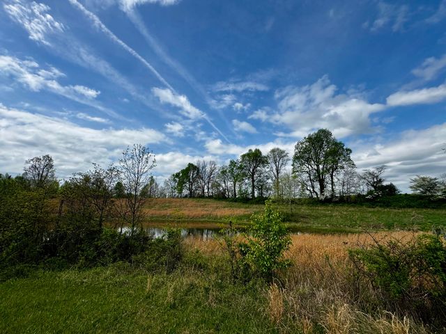 6895 Kentucky 643, Crab Orchard, KY 40419