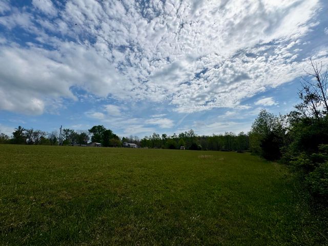 6895 Kentucky 643, Crab Orchard, KY 40419