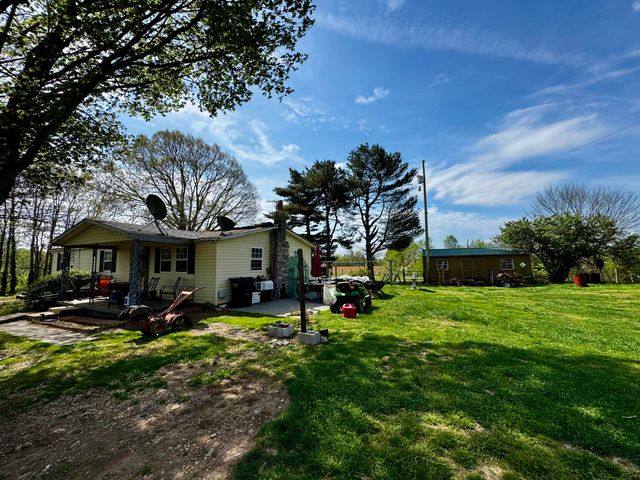 6895 Kentucky 643, Crab Orchard, KY 40419