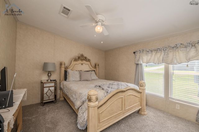 220 OSAGE CIRCLE, Henrietta, TX 76365