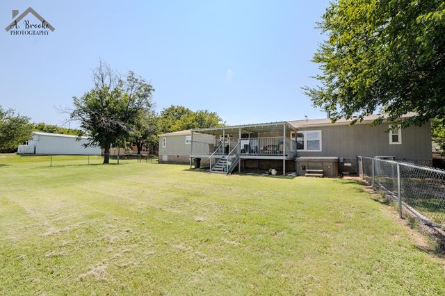 220 OSAGE CIRCLE, Henrietta, TX 76365
