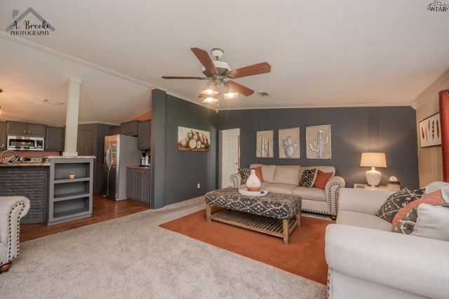 220 OSAGE CIRCLE, Henrietta, TX 76365