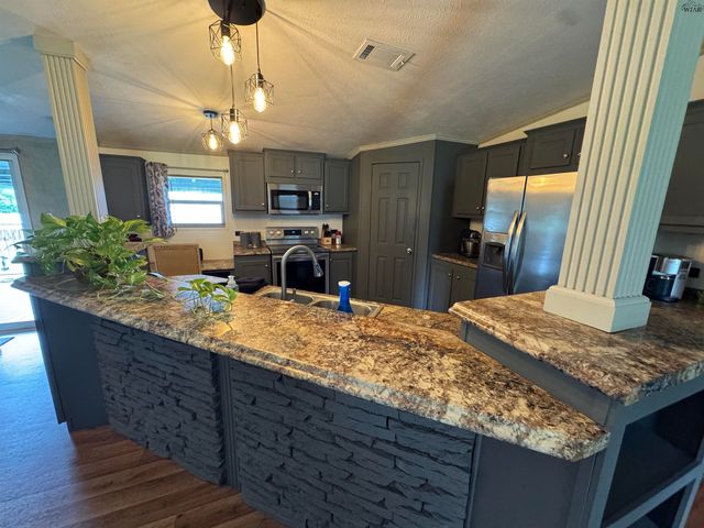 220 OSAGE CIRCLE, Henrietta, TX 76365