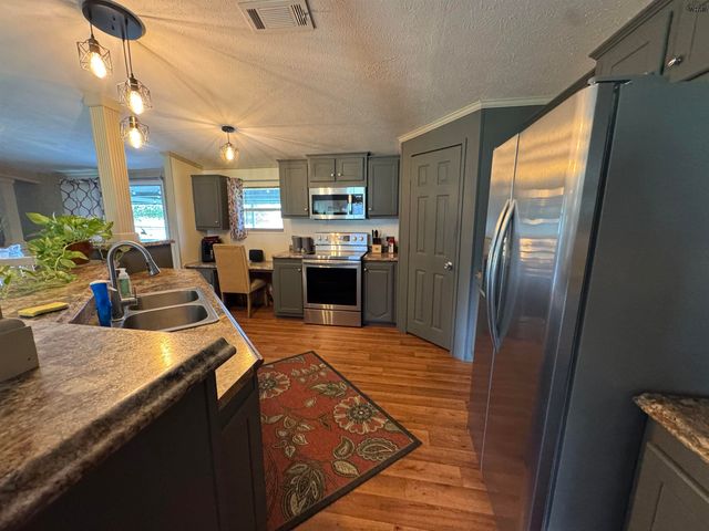 220 OSAGE CIRCLE, Henrietta, TX 76365