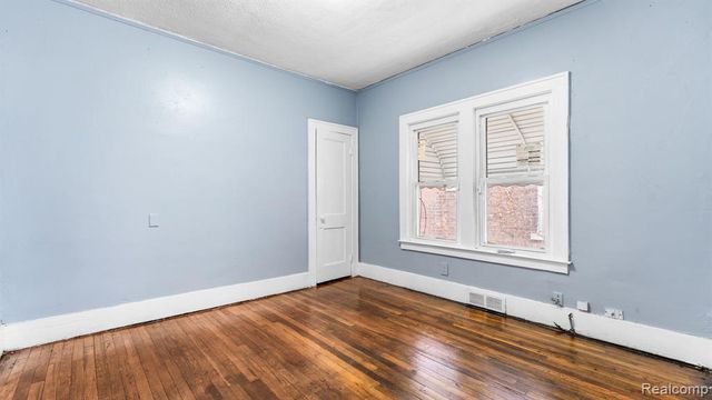 3317 Clairmount Street, Detroit, MI 48206