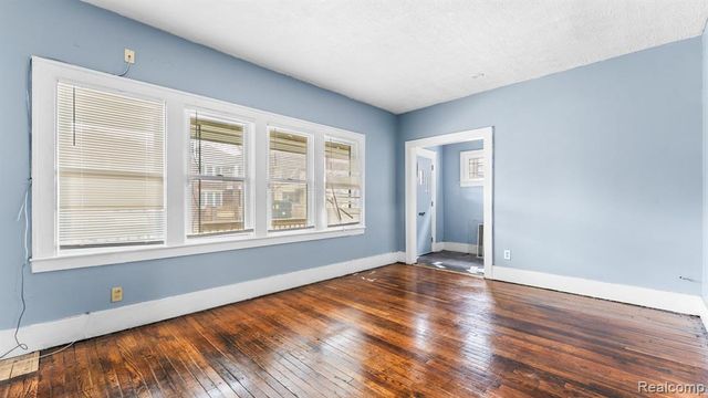 3317 Clairmount Street, Detroit, MI 48206