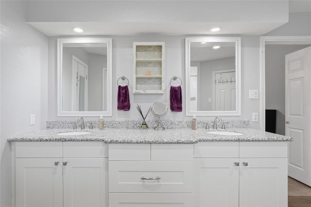 12807 Bowing Oaks Drive, Cypress, TX 77429