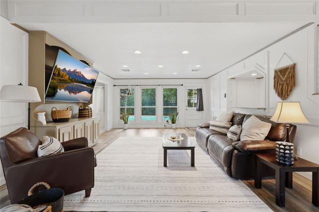 12807 Bowing Oaks Drive, Cypress, TX 77429