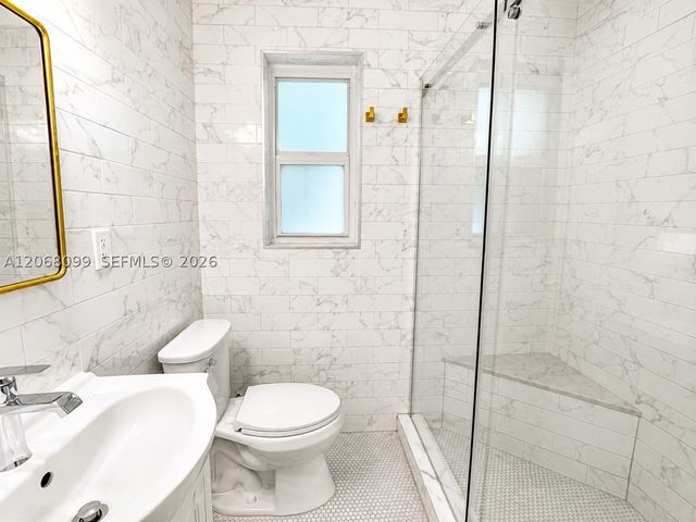 7825 Byron Ave, Miami Beach, FL 33141