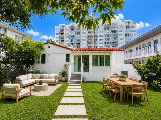 7825 Byron Ave, Miami Beach, FL 33141