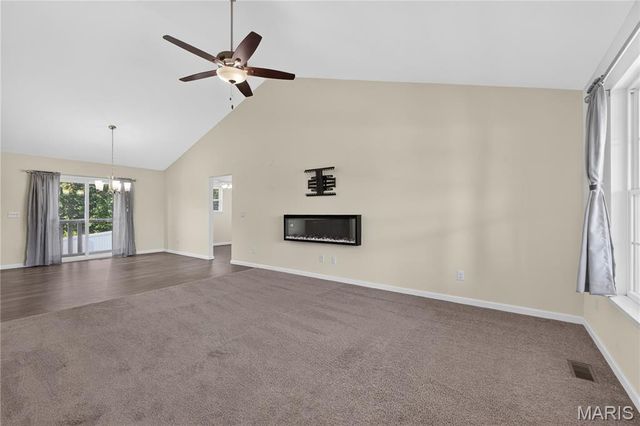 360 Steam Engine Court, Troy, MO 63379