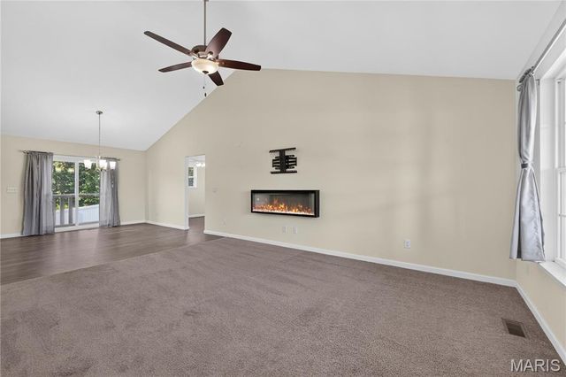 360 Steam Engine Court, Troy, MO 63379
