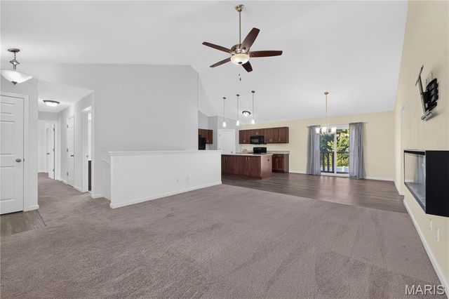 360 Steam Engine Court, Troy, MO 63379