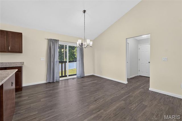 360 Steam Engine Court, Troy, MO 63379