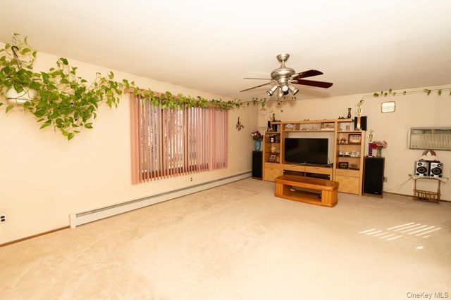 305 S 10th Street, New Hyde Park, NY 11040