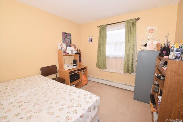 305 S 10th Street, New Hyde Park, NY 11040