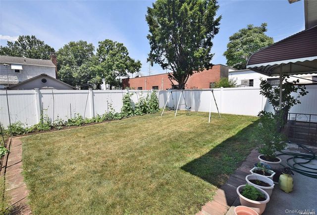 305 S 10th Street, New Hyde Park, NY 11040