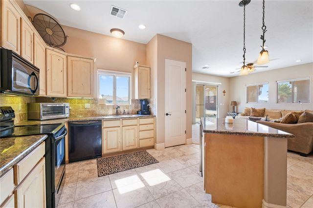 10715 S Blue Water Bay, Mohave Valley, AZ 86440