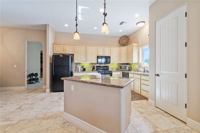 10715 S Blue Water Bay, Mohave Valley, AZ 86440